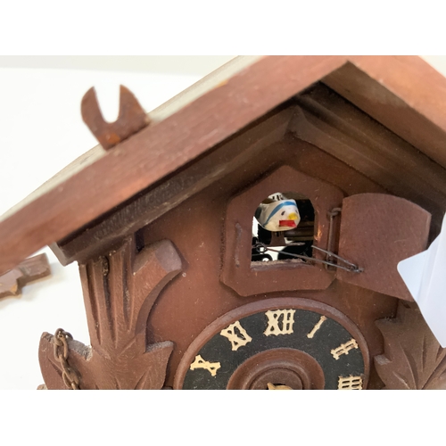 833 - Cuckoo Clock with Cuckoo