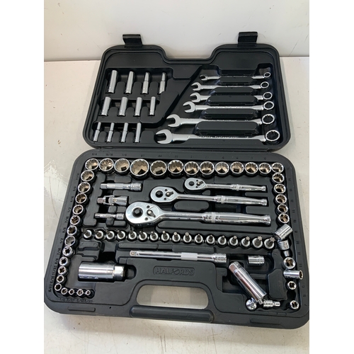 525 - Socket and Spanner Set