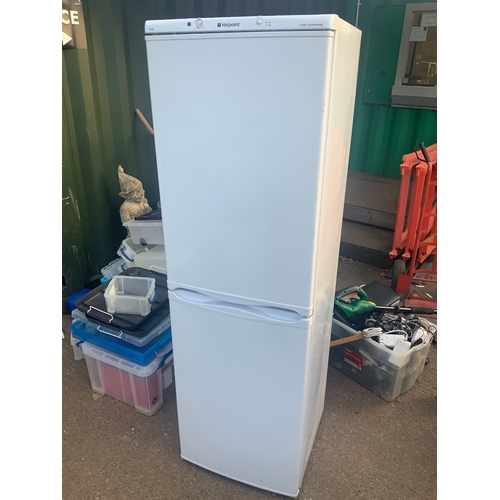 100A - Hotpoint Fridge Freezer