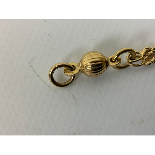 98 - 9ct Gold Pendant