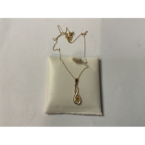 840 - 9ct Gold Pendant and Chain