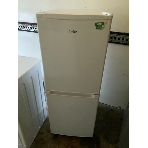 100E - Fridge Freezer