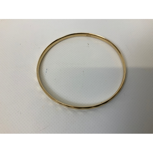 33 - 9ct Gold Bangle - 15g