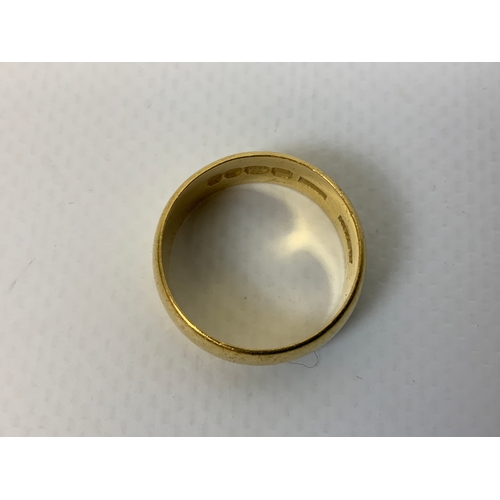 43 - 22ct Gold Wedding Band - Size K - 5.8g