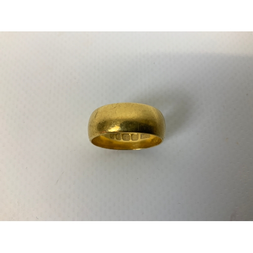 43 - 22ct Gold Wedding Band - Size K - 5.8g