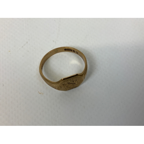 41 - 9ct Gold Signet Ring - Size R