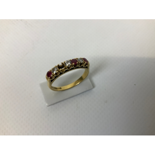 26 - 18ct Gold Ring - Size O - One Stone Absent