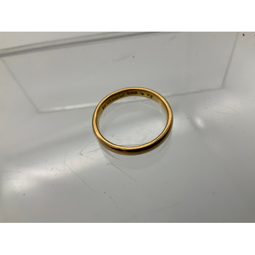 119 - 22ct Gold Wedding Band - Size N - 3.8g