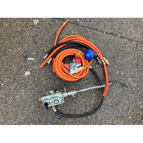 15B - Gas Hose and Regulators