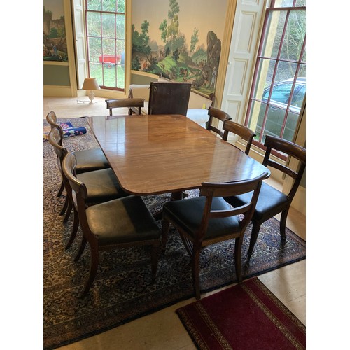 514A - Mahogany Twin Pillar Extending Dining Table and 8x Chairs