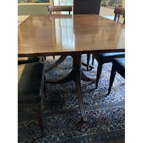 514A - Mahogany Twin Pillar Extending Dining Table and 8x Chairs