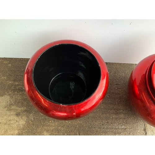 21 - Large Lidded Pots