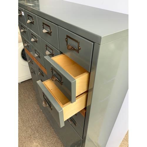 588 - Shop Cabinet