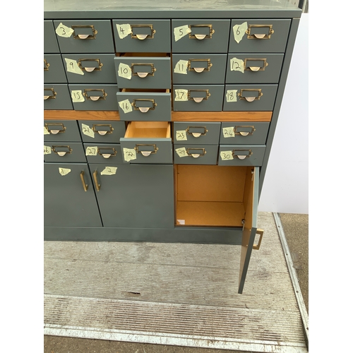 560 - Shop Cabinet