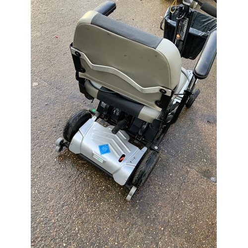 88 - Mobility Scooter - Working Order - 2x Keys, Charger and Cover