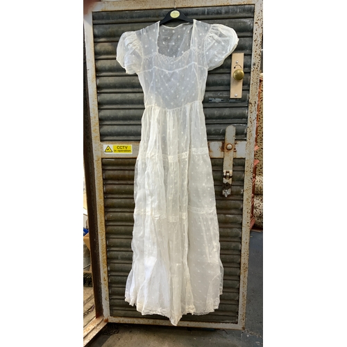 220 - Vintage Broderie Anglaise Dress