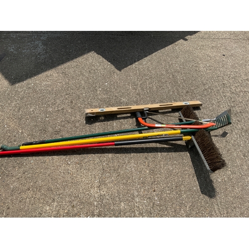 Lot 32        
