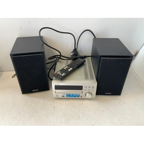 460 - Denon CD Receiver