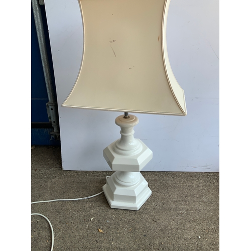 438 - Table Lamp