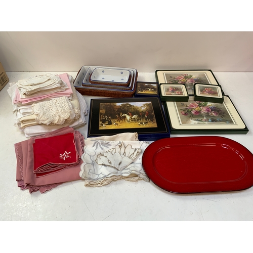 256 - Table Linen and Mats etc