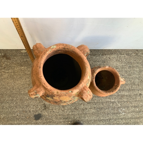 32A - 2x Terracotta Pots