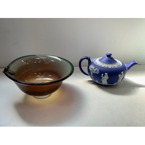 279 - Art Glass Bowl and Wedgwood Teapot