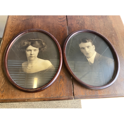 426 - 2x Framed Portraits