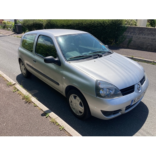 30A - Renault Clio - WJ58 LKF - Mot expires 8th September. 2x Owners from New. 3x Keys. Direct from Deceas... 