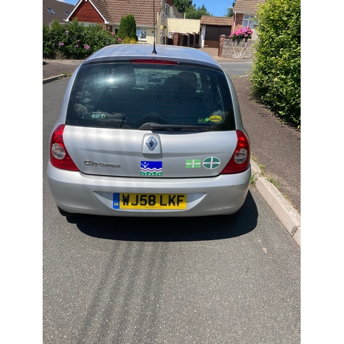 30A - Renault Clio - WJ58 LKF - Mot expires 8th September. 2x Owners from New. 3x Keys. Direct from Deceas... 
