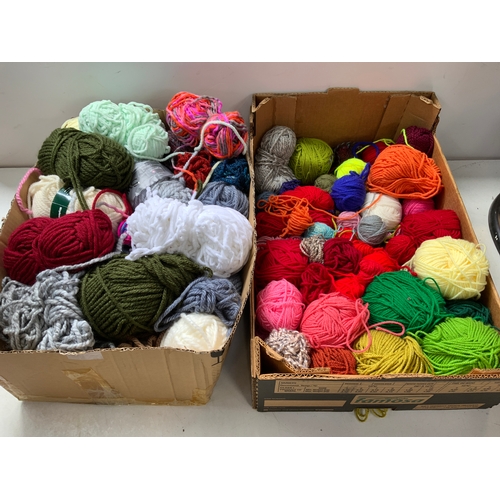 2x Boxes of Wool