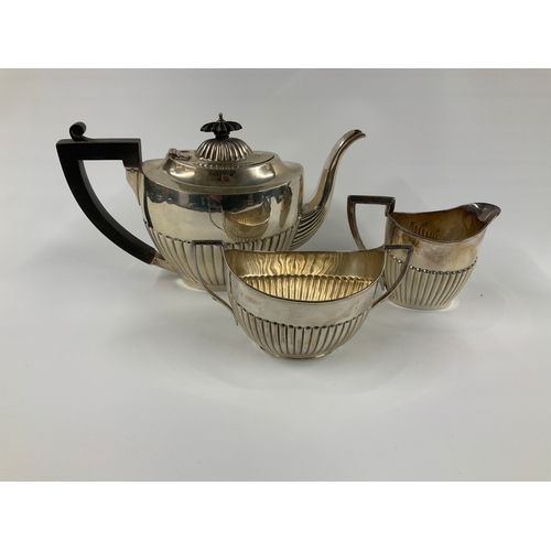 390 - Three-piece Silver Tea Set - Total Weight 900g