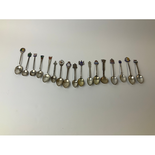 124 - Silver Teaspoons - 195g