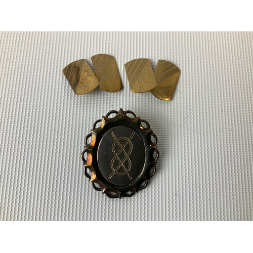 125 - Pair of 9ct Gold Cufflinks - 3.3g and Silver Brooch