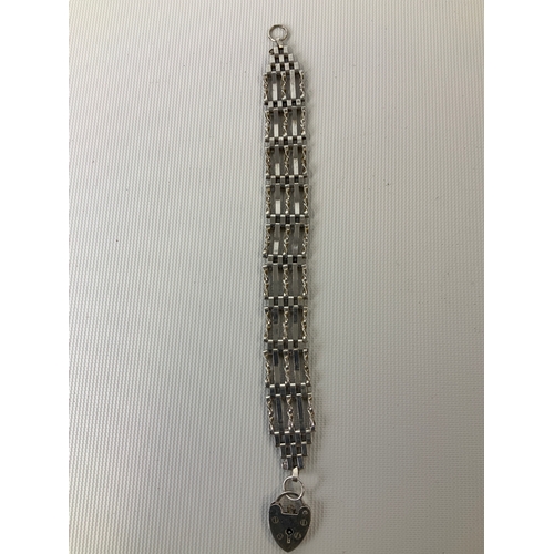 149 - Silver Gate Bracelet - 16cm - 18g