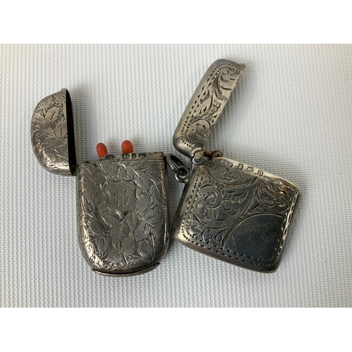 172 - 2x Silver Vesta Cases - 26g