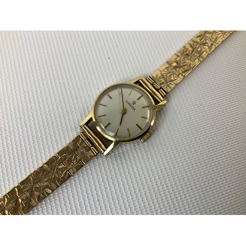 411 - 9ct Gold Ladies Omega Wristwatch on 9ct Gold Strap - 23g - Seen Running