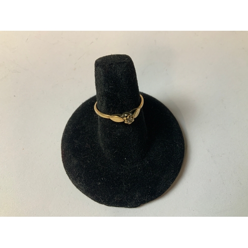 136 - 9ct Gold Ring - Size N