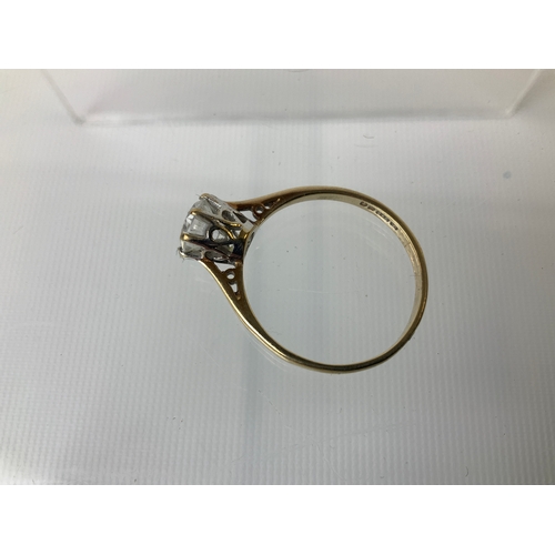 155 - 9ct Gold Ring - Size R