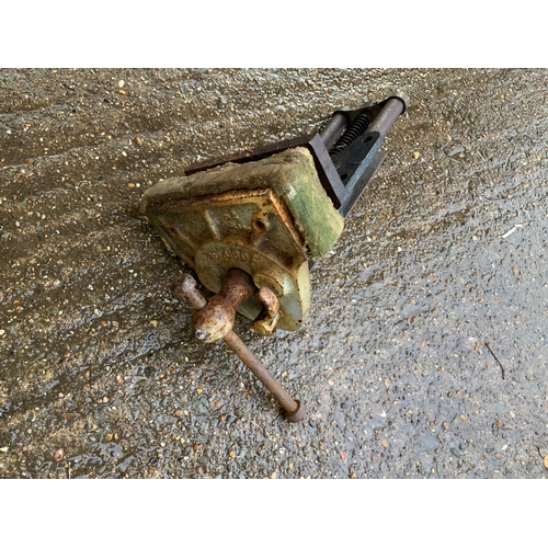 67 - Carpenter’s Vice