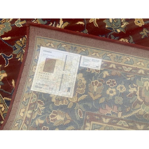 90A - Patterned Rug - 200cm x 300cm