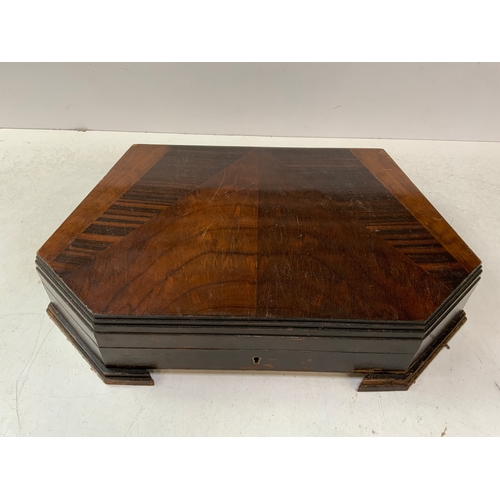 179 - Canteen of Viners Cutlery