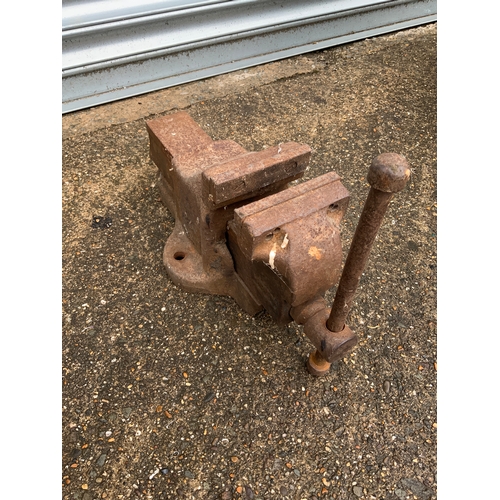 Lot 36        