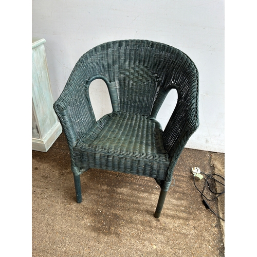 919 - Wicker Chair