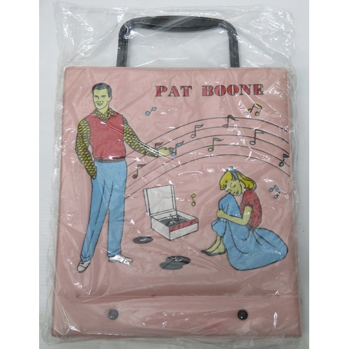 85 - Pat Boone Wallet, Pat Boone Badges, Pat Boone Necklace, Pat Boone Diary, Pat Boone Record Holder