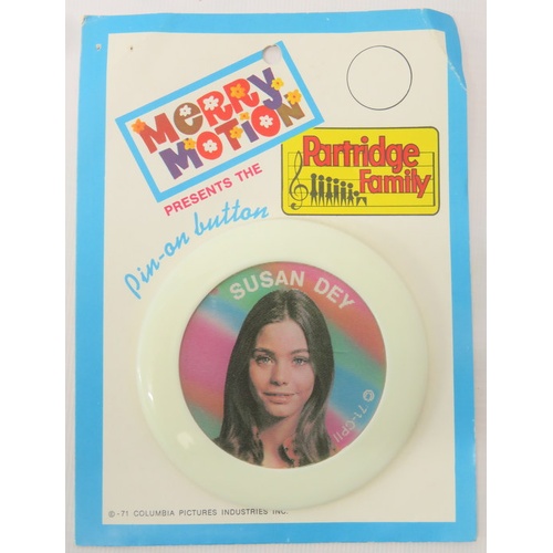 256 - Collection Partridge Family memorabilia including Partridge Family Game, Susan Dey Paper Dolls, Susa... 