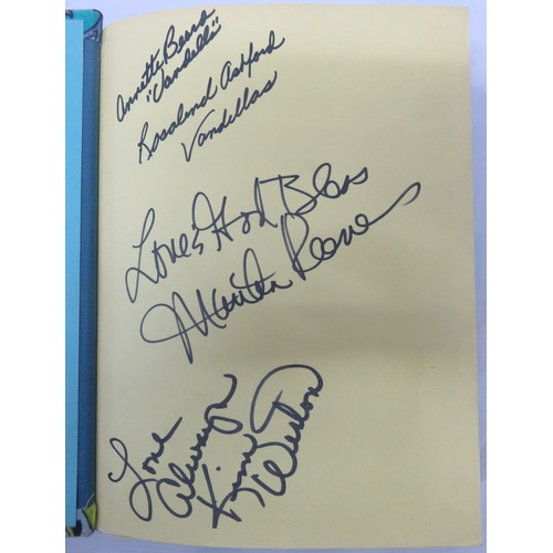 369 - Soul Script signed by Martha Reeves & The Vandellas, Kim Weston June 1968 show was produced by Georg... 