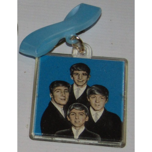 230 - The Beatles Flasher Pin