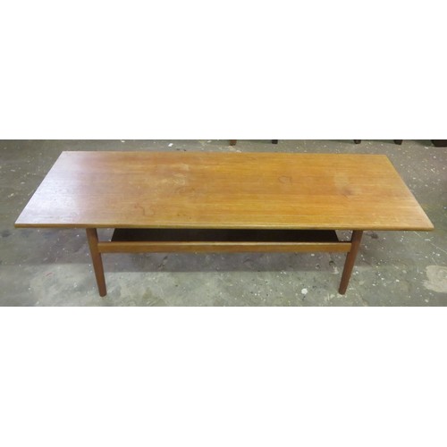 85 - Mid 20th century G-Plan style teak coffee table. Approx. 43cm H x 149cm W x 49.5cm D