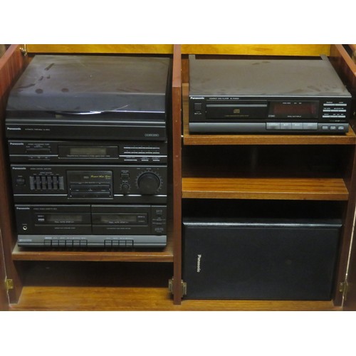 89 - 20th century Yew wood media cabinet, containing part Panasonic stacking system. Approx. 73cm H x 88.... 