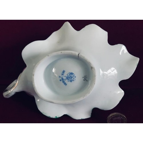 152 - RARE 19th CENTURY PEAR SAUCE TUREEN BY RUSSIAN KUZNETSOV PORCELAIN FACTORY AT DULEVO